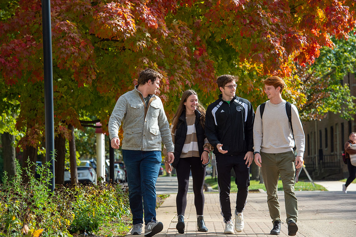 Visiting Campus_120122.jpeg